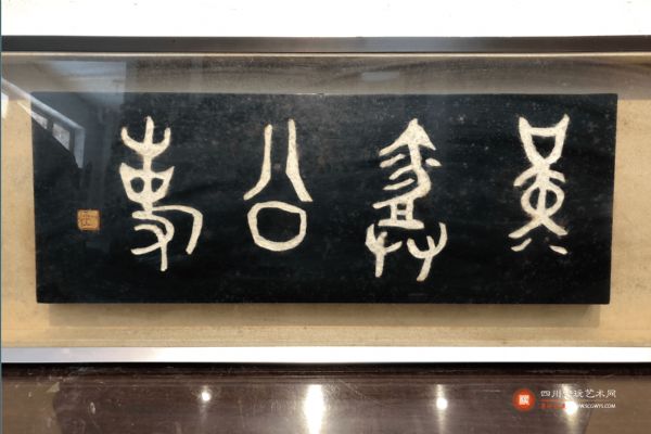 ���͹���